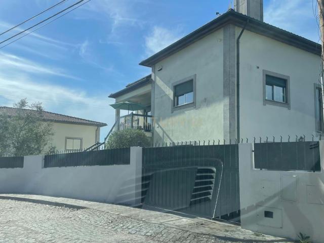 Casa venda em Arcozelo, Braga