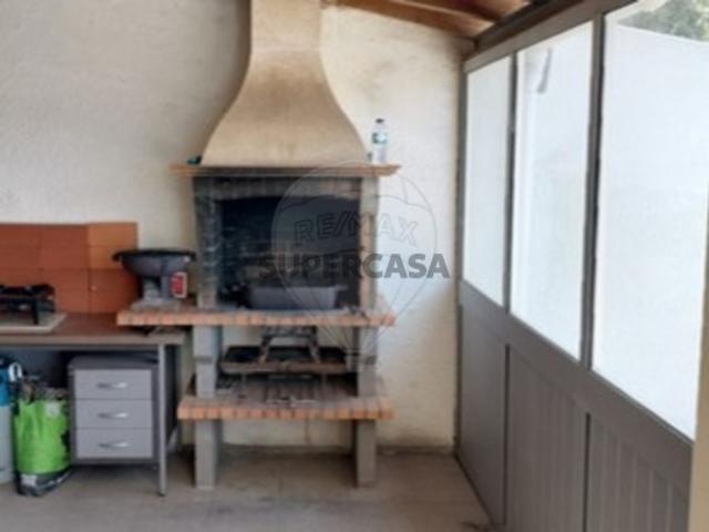 Casa venda em Coimbrã, Almalaguês
