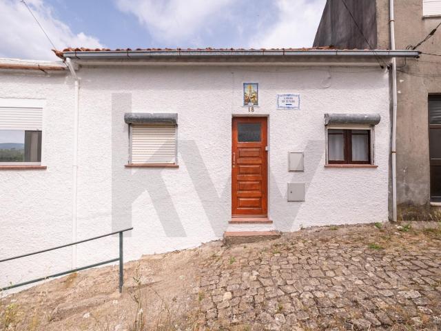 Casa venda em Coimbrã, Almalaguês