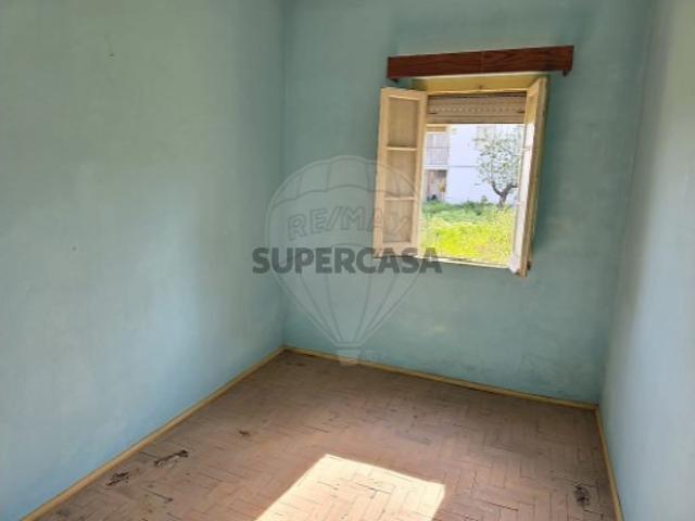 Casa venda em A-dos-Melros, Sobralinho