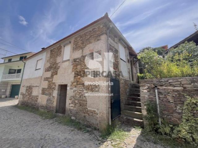Casa venda em Vessadios, Vila Real