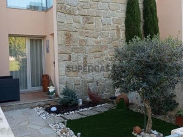 Casa venda em Pinheiral, Vila Nova de Famalicão