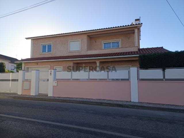 Casa venda em Arrabal, Leiria