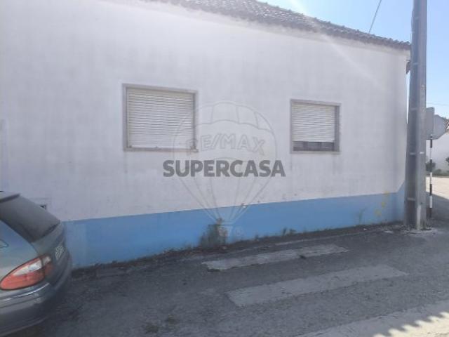 Casa venda em Rio Maior, Santarém