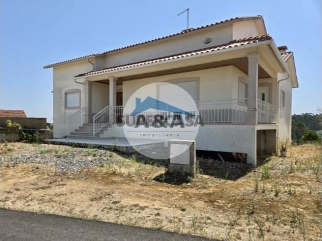 Casa venda em Ourém, Santarém