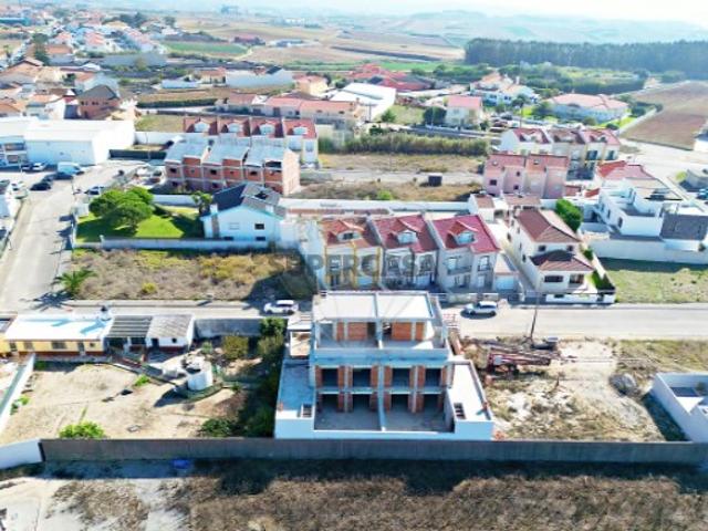 Casa venda em Bufarda, Peniche