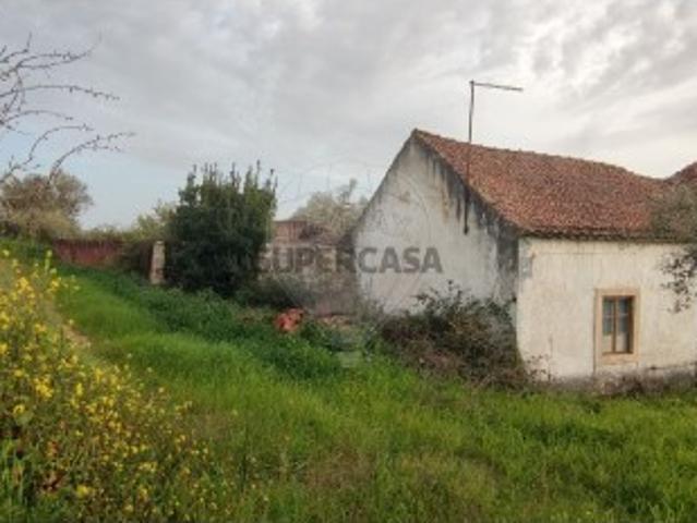 Casa venda em Rio Maior, Santarém