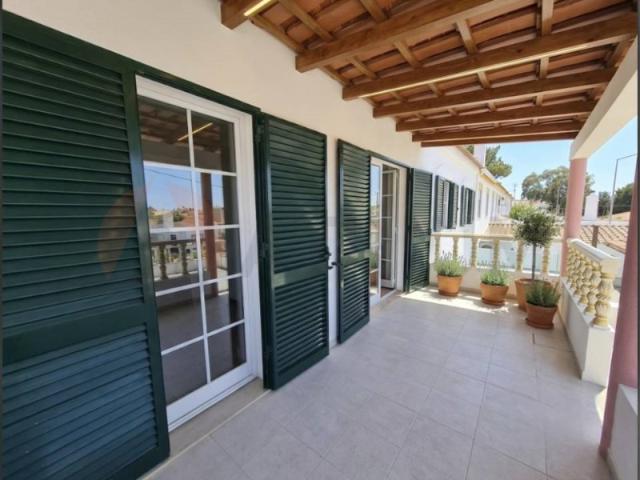 Casa venda em Azeitão (São Lourenço e São Simão), Setúbal