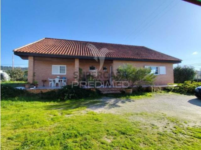Casa venda em Azeitão (São Lourenço e São Simão), Setúbal