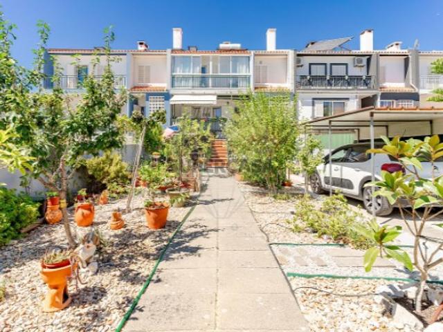 Casa venda em Azeitão (São Lourenço e São Simão), Setúbal