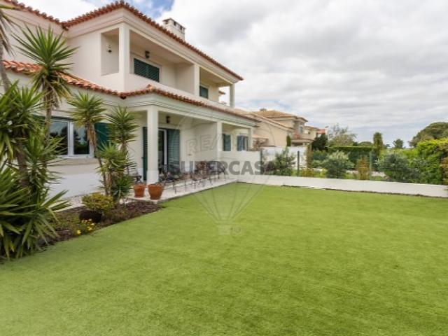 Casa venda em Azeitão (São Lourenço e São Simão), Setúbal