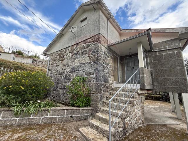 Casa venda em Azias, Grovelas São João Evangelista