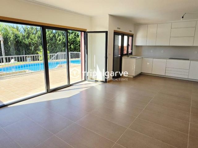 Vivenda venda em Cortelhas, Albufeira