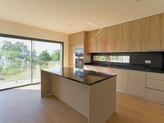 Casa venda em Santa Maria Da Feira, Aveiro