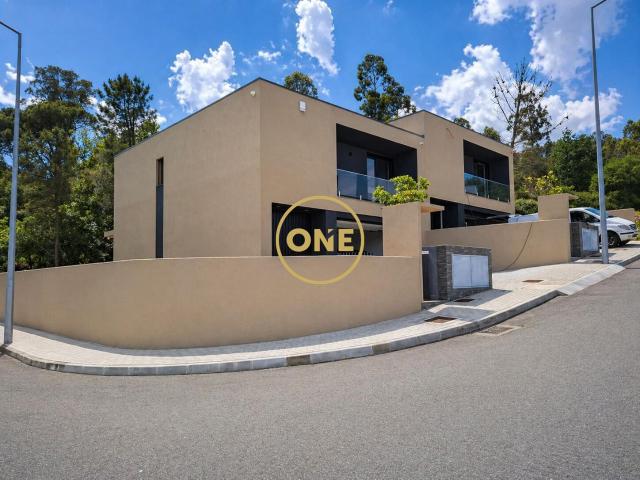 Casa venda em Póvoa De Lanhoso, Braga