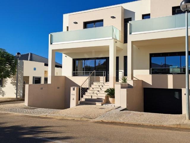 Vivenda venda em Faro