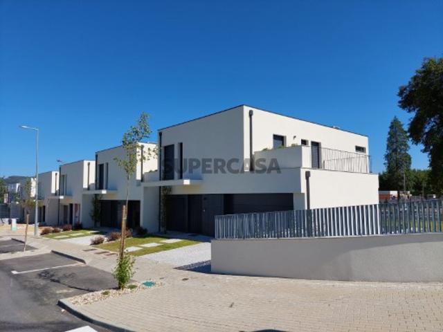 Casa venda em Palmeira, Braga