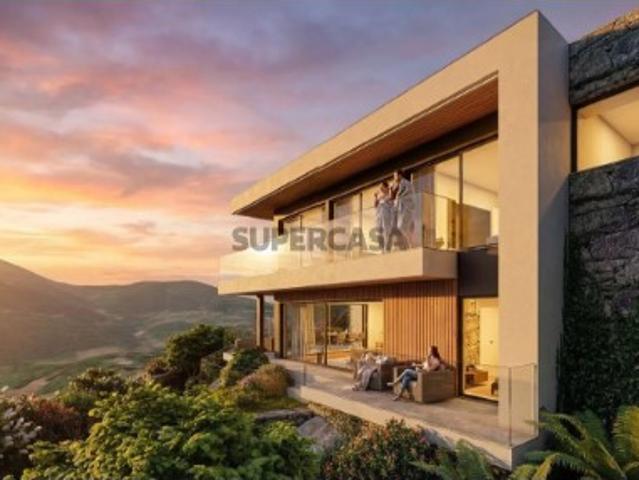 Casa venda em Bouro (Santa Maria), Amares