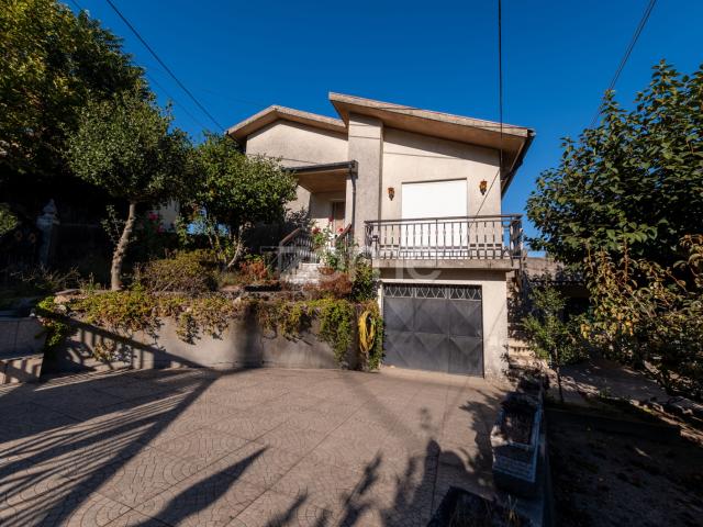 Casa venda em Celorico De Basto, Braga