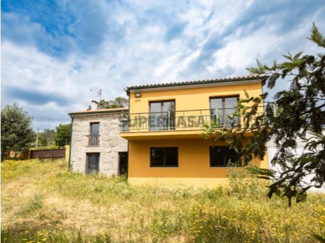 Casa venda em Carregal Do Sal, Viseu