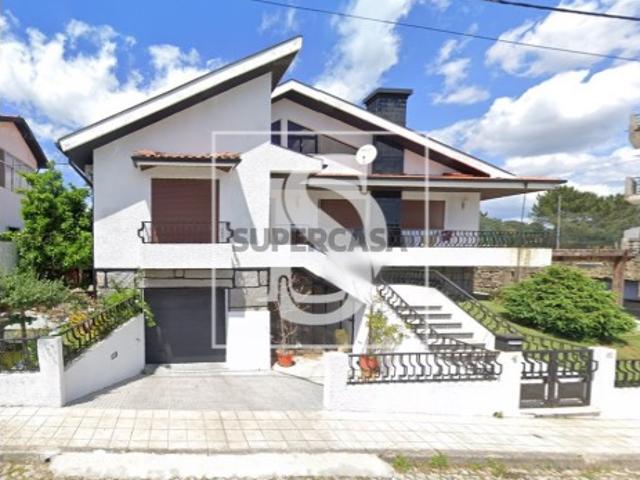 Casa venda em Paredes, Costa de Além