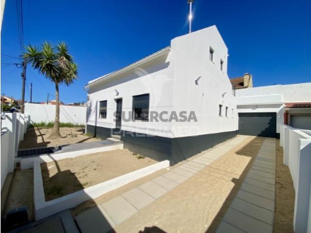 Casa venda em Marco Cabaço, Almada