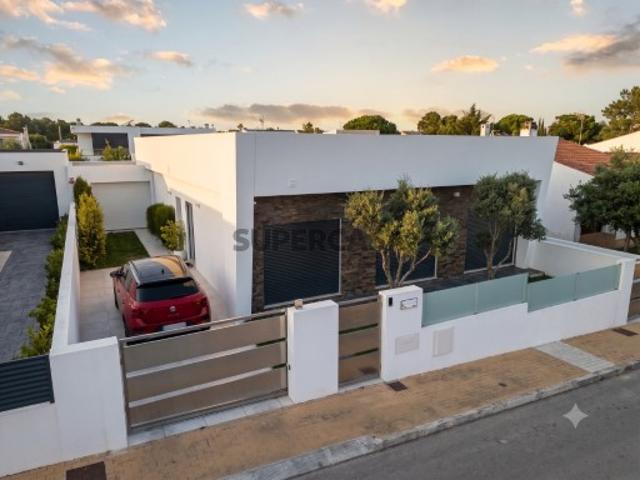Casa venda em Quinta do Gil, Almada