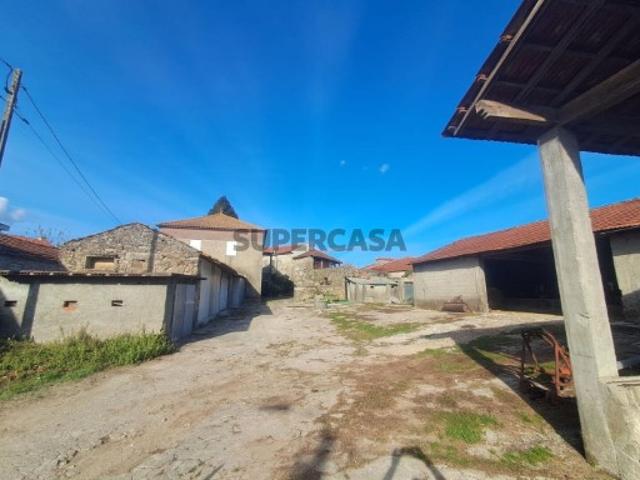 Casa venda em Chorente, Góios, Courel, Pedra Furada e Gueral, Barcelos