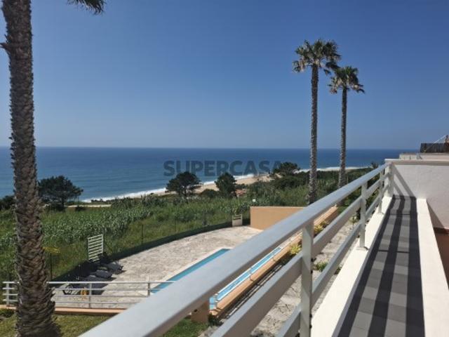 Casa venda em Pederneira, Leiria