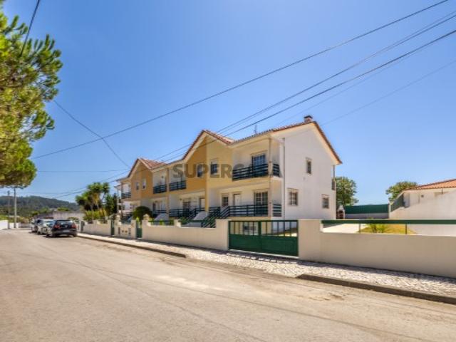 Casa venda em Pederneira, Leiria