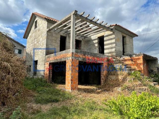 Casa venda em Carregal Do Sal, Viseu
