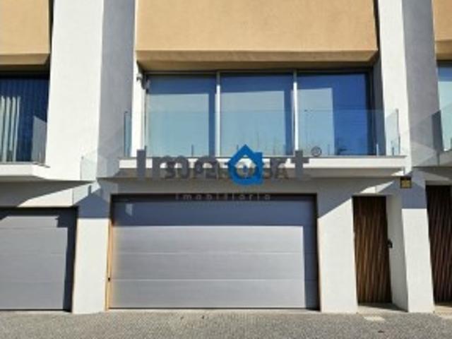 Casa venda em Travagem, Valongo