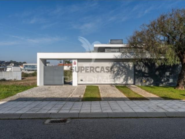 Casa venda em Praia de Esmoriz, Ovar