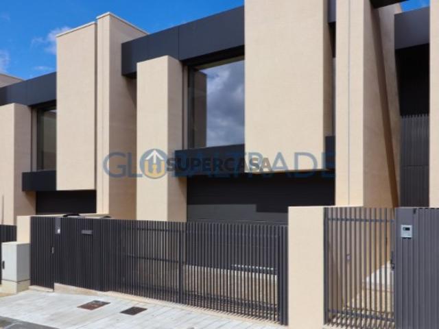 Casa venda em Silveirinhos, Gondomar
