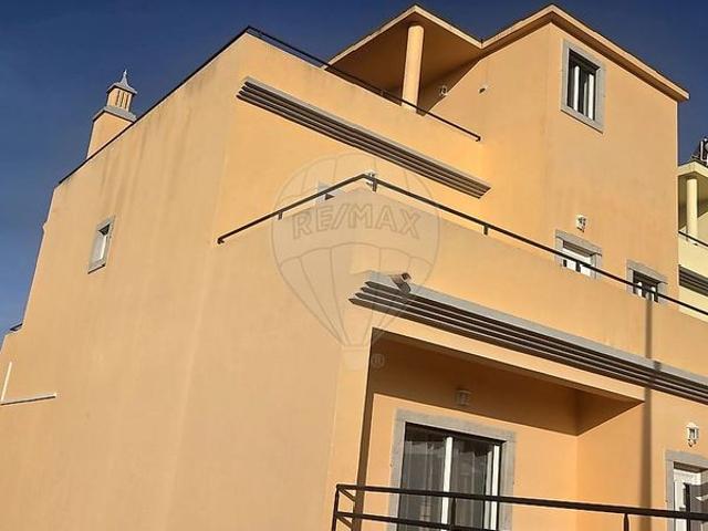 Casa alugar em Vizinhanças, Olhão