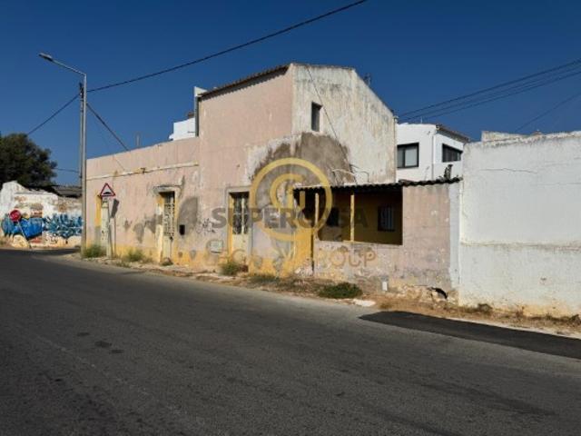 Casa venda em Faro (Sé e São Pedro), Faro