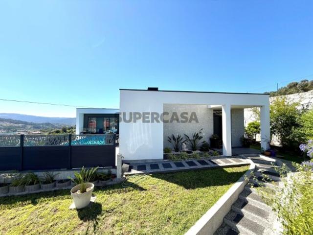 Casa venda em Póvoa De Lanhoso, São Pedro