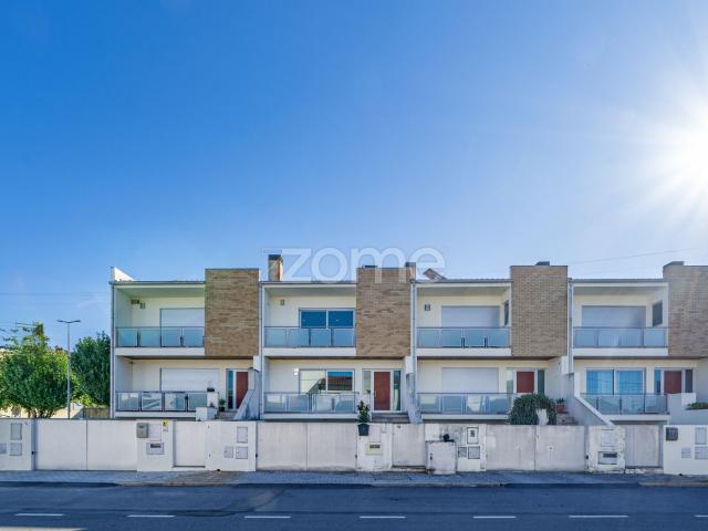 Casa venda em Lage, Vila Verde