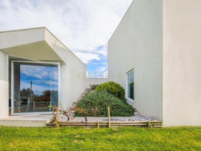 Casa venda em Texugueira, Leiria