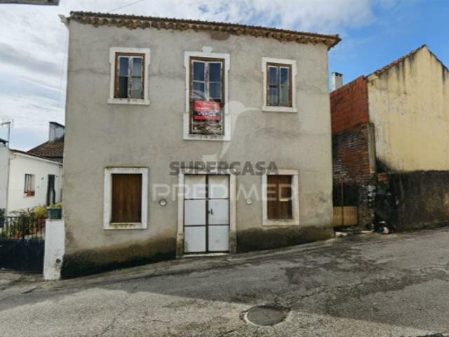 Casa venda em Alcanena, Santarém