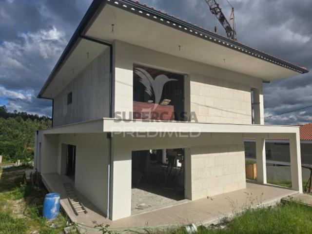 Casa venda em Ribeiro da Ova, Fafe