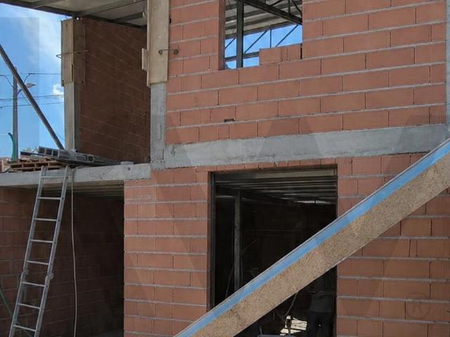Casa venda em Coimbrã, Almalaguês