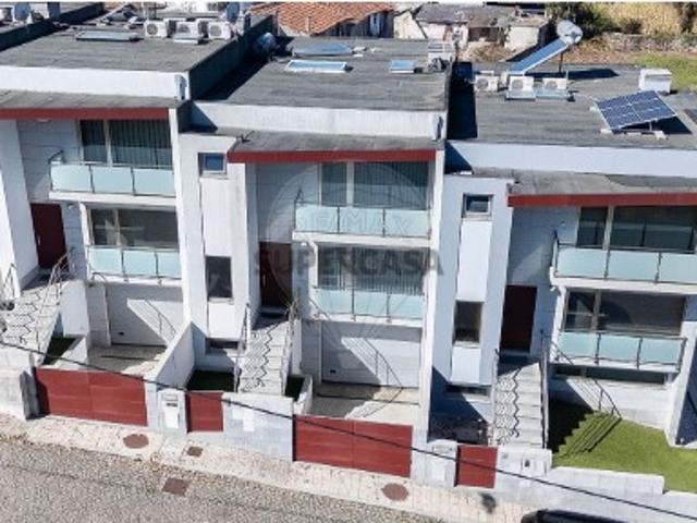 Casa venda em Trofa, Muro