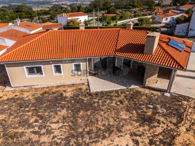 Casa venda em Olho Marinho, Óbidos
