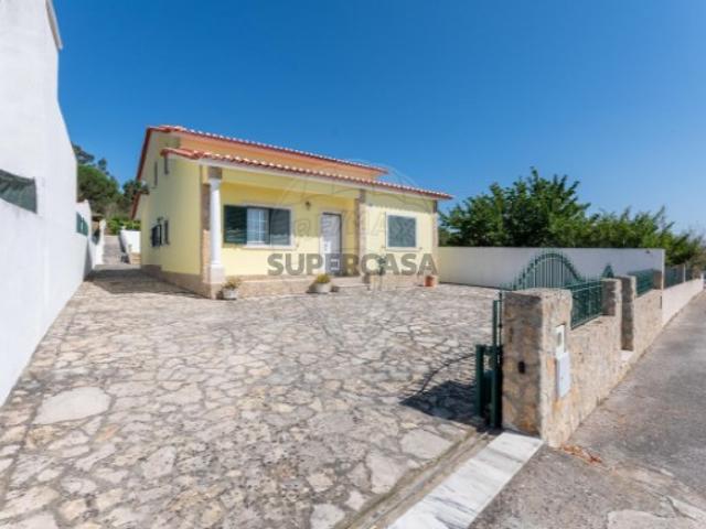 Casa venda em Olho Marinho, Óbidos