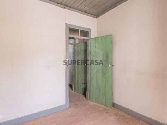 Casa venda em Olho Marinho, Óbidos