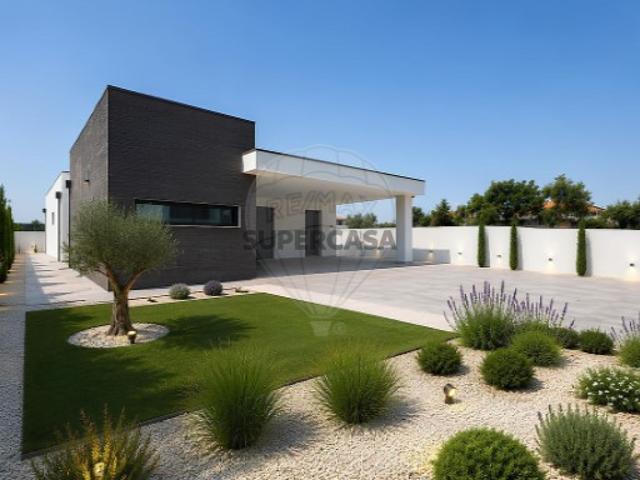 Casa venda em Ortigosa, Leiria
