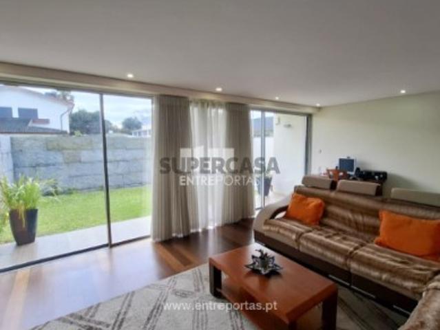 Casa venda em A Ver-o-mar, Porto