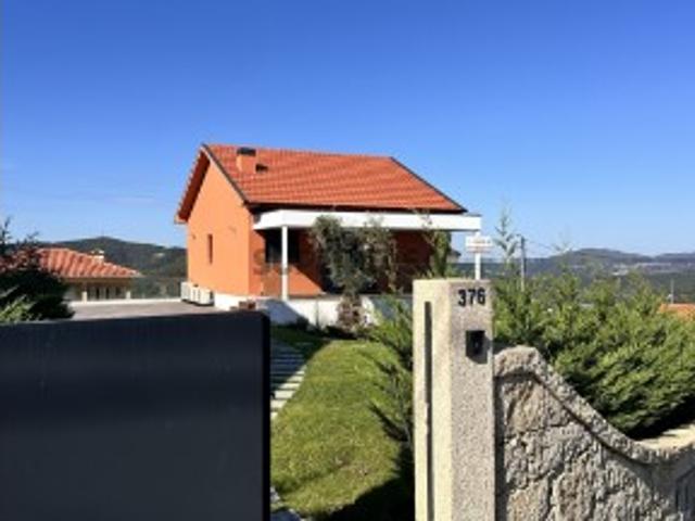 Casa venda em Oliveira do Arda, Castelo De Paiva