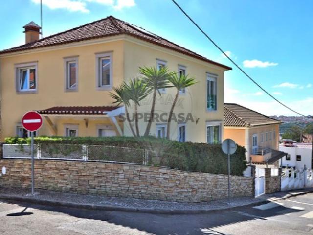 Casa venda em Bairro dos CTT, Odivelas